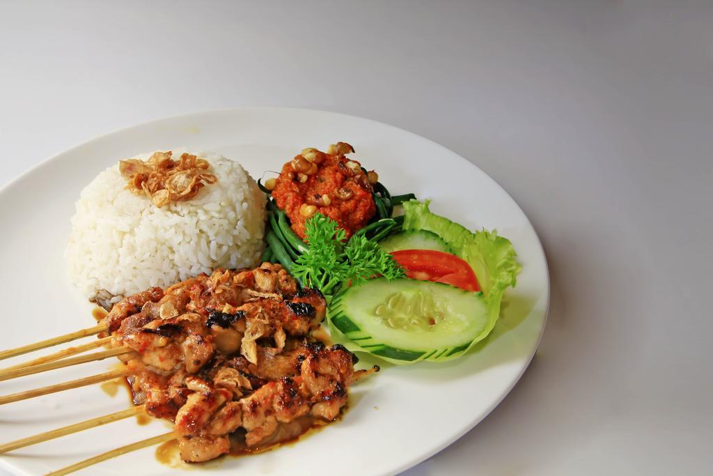 Berry Biz Hotel Seminyak Eksteriør bilde